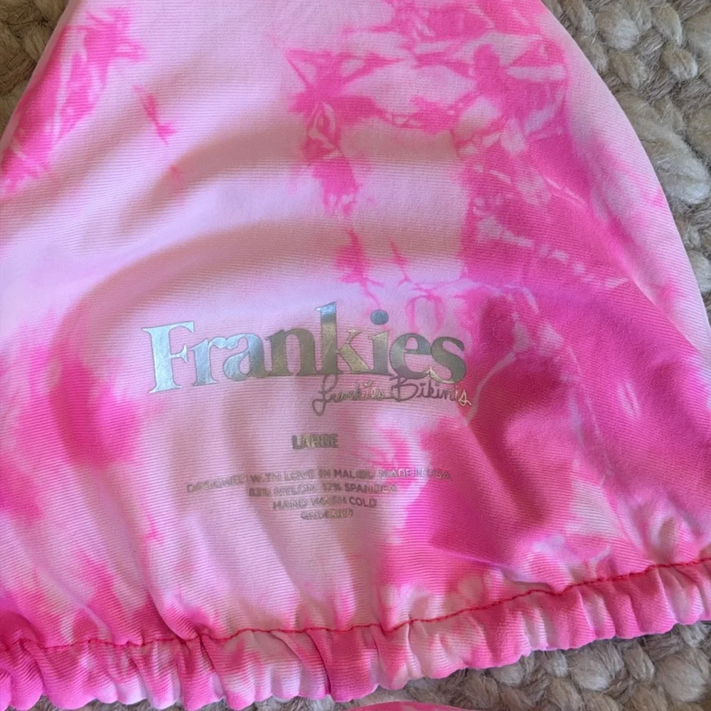 Frankie’s Bikini’s - Triangle Bikini Top Pink Tie-Dye - Size: Large